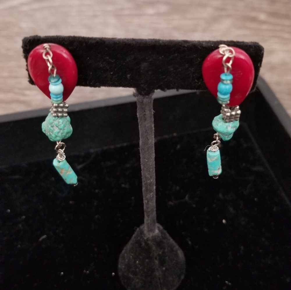 Earring Set - Picture 4 of 4